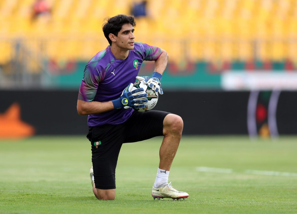 West Ham could sign Yassine Bounou