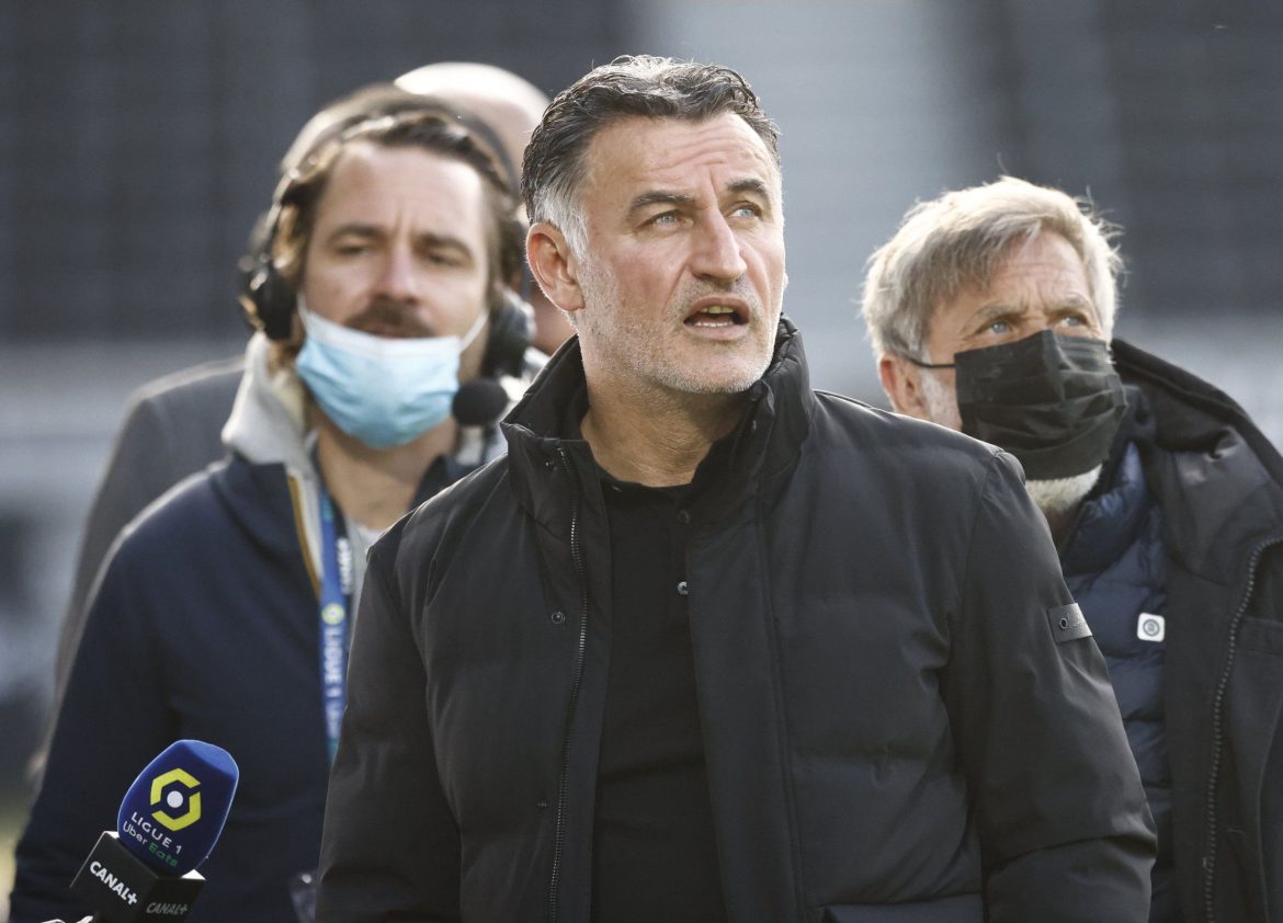 Should Everton hire Christophe Galtier?